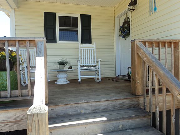 5th image of 222 Wild Rose Dr
