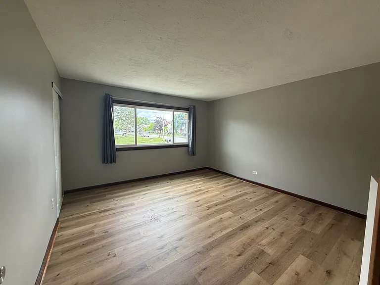 1954 Nautilus Ln — Photo 10