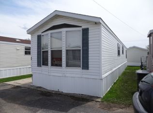 27W370 Geneva Rd LOT 99, West Chicago, IL 60185