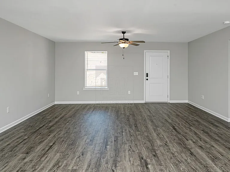540 Woodland Cir — Photo 12