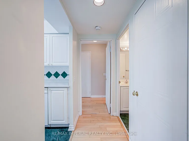 238 Doris Ave #2302 — Photo 29