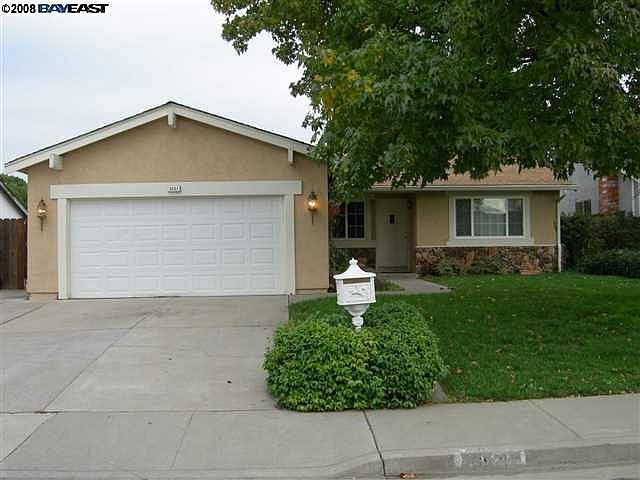1st image of 3521 Dana Dr