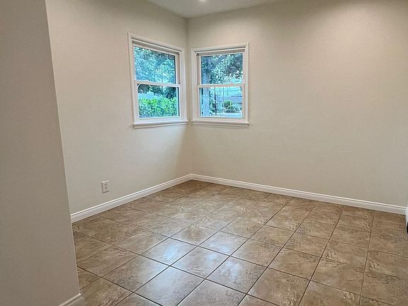 2nd image of 713 W Colorado Blvd #713