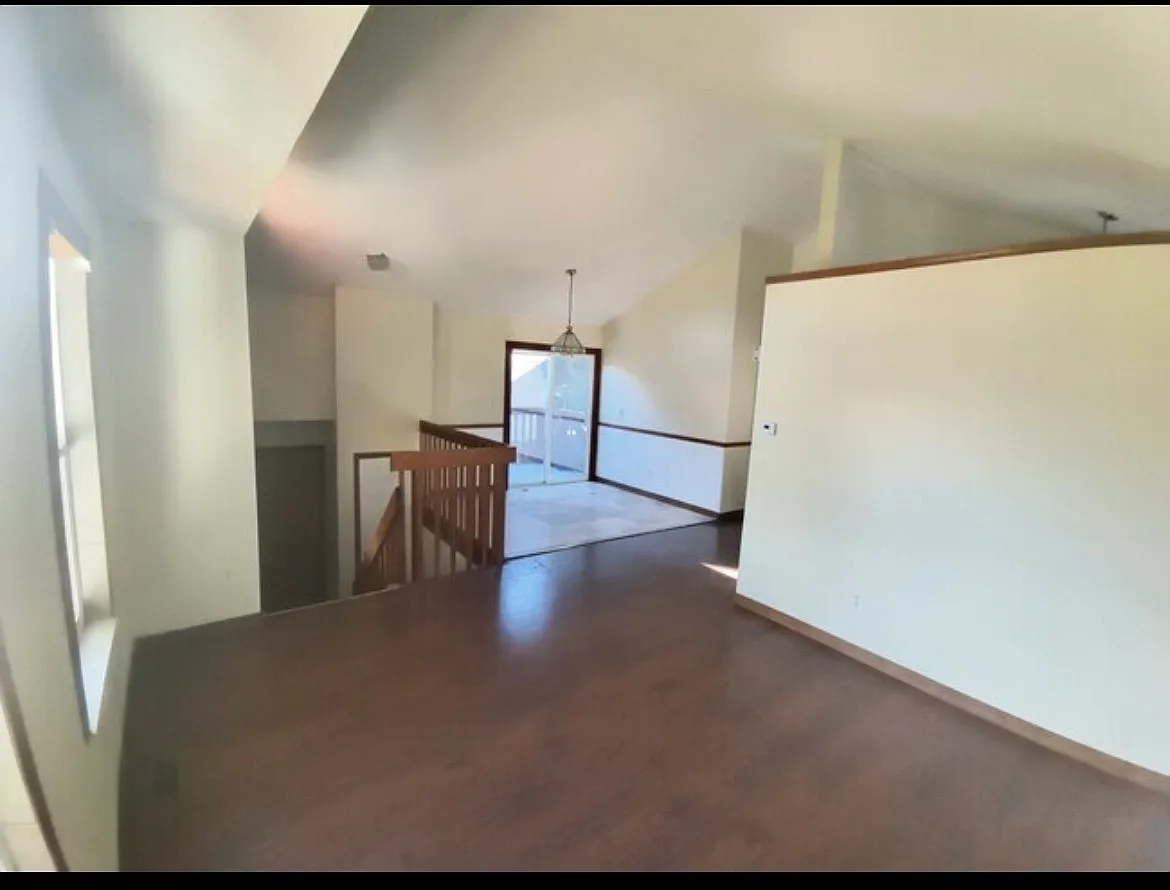 4675 South Buckley Way — Photo 3