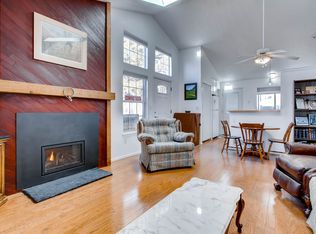 9711 W Chatfield Ave UNIT A, Littleton, CO 80128