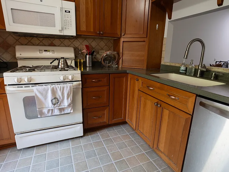 296 Tanager Ct — Photo 5