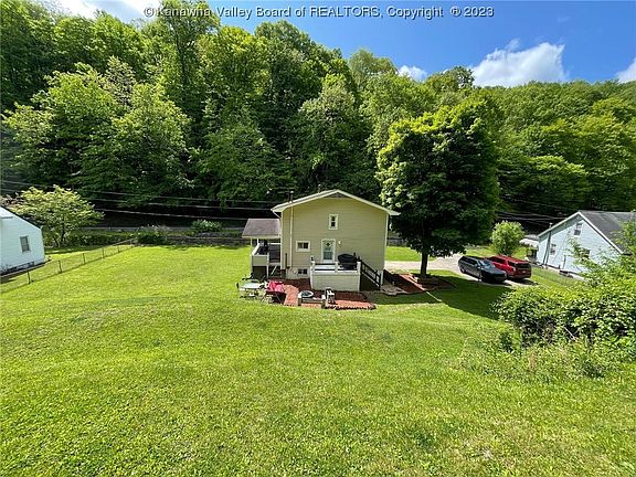 4th image of 1694 Sugar Creek Dr