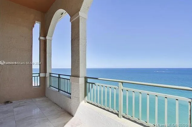 2080 S Ocean Dr — Photo 9