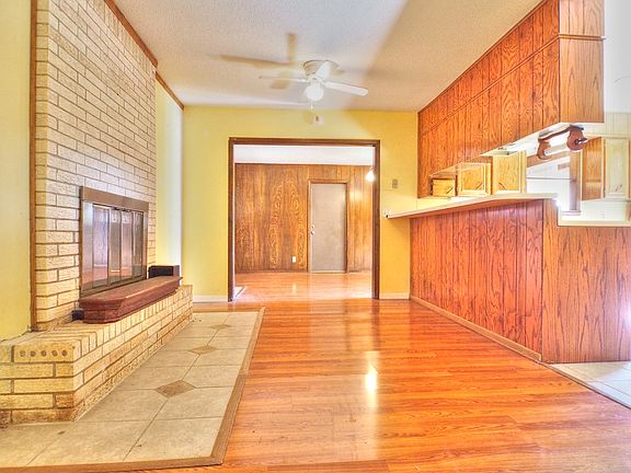 4th image of 1521 Daude Ave