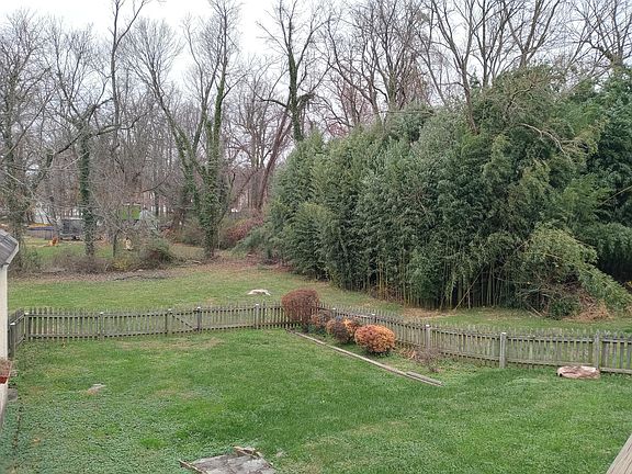 3rd image of 1010 Edmondson Ave #D