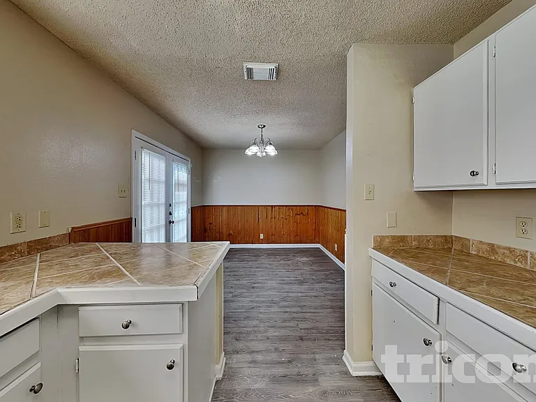 7511 Micron Dr — Photo 8