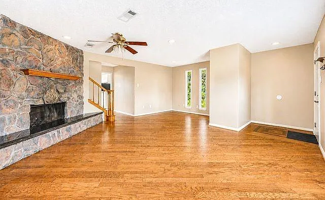 1846 Hollister St #7 — Photo 4