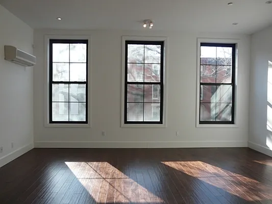 Rented by Compass | media 4