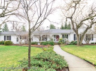 525 Northlawn Ave, East Lansing, MI 48823
