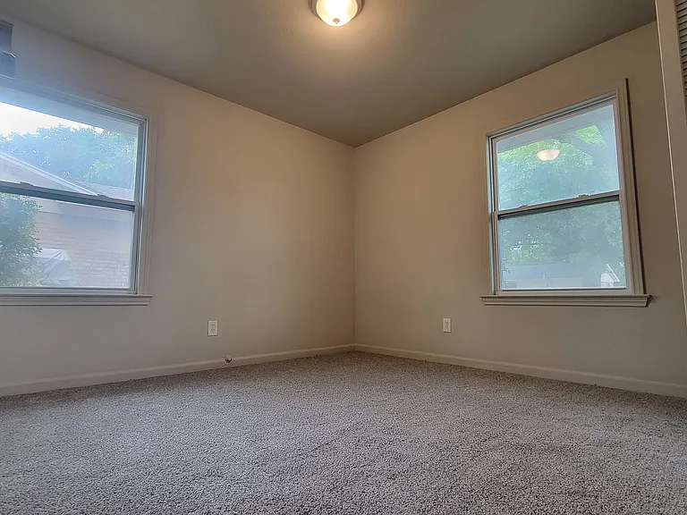 5613 Ammons St — Photo 15