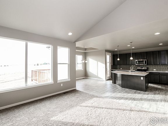 5th image of 16502 Fairbanks Ct N