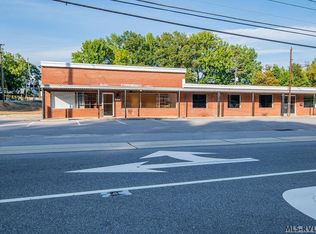 Julian R Allsbrook Hwy, Roanoke rapids, NC 27870