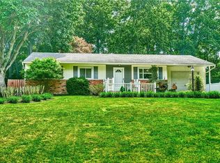 39 Harvest Rd, Fairport, NY 14450