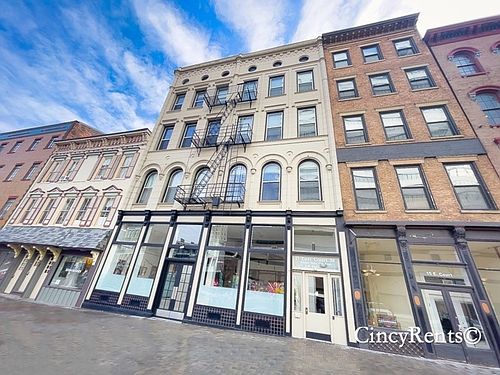 1st image of 17 E Court St APT 41