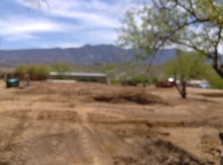 4720 E Woodpecker Ln, Tucson, AZ 85739