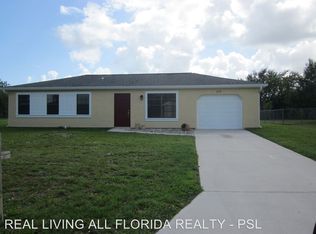 2232 SE Rainier Rd, Port Saint Lucie, FL 34952
