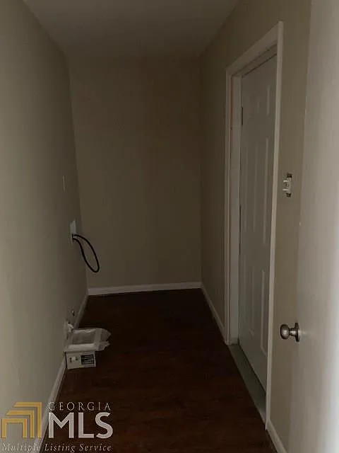 3 bed, 1.0 bath, 1000 sqft, $1,395 — Photo 4