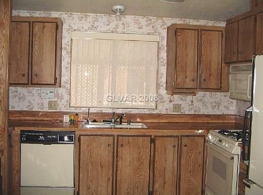 5th image of 3199 La Barca Ln