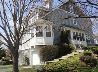 50 Mystic Dr, Ossining, NY 10562