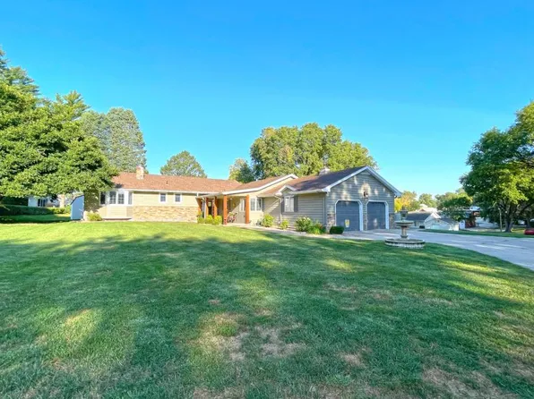1200 Johnson Dr, Shenandoah, IA 51601