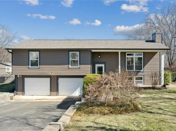 220 Serenity Place Ct, Pacific, MO 63069