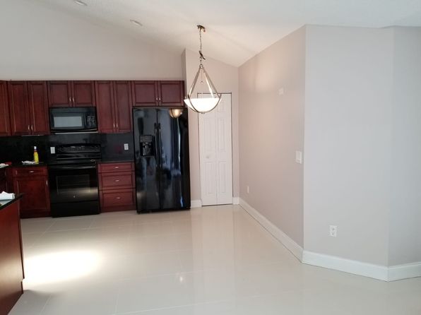 5900 Golden Eagle Cir #5900