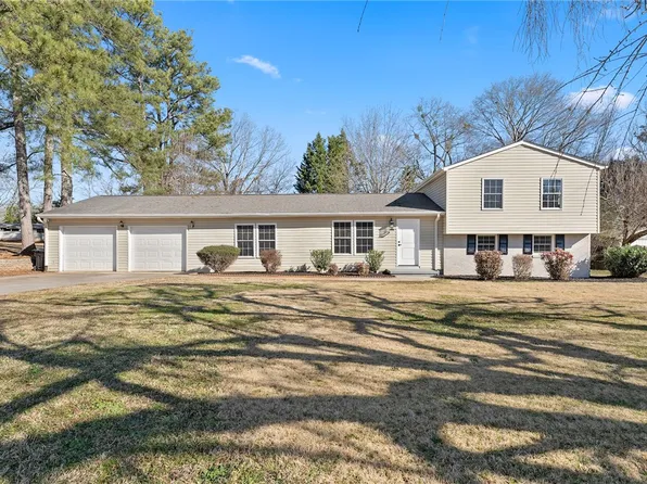 2901 Beechwood Pkwy, Anderson, SC 29621