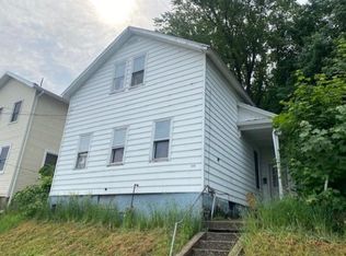 535 E 27th St, Erie, PA 16504