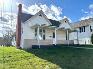 315 E 3rd St S, Big Stone Gap, VA 24219