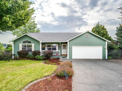 1640 Lorien Ln, Moscow, ID, 83843