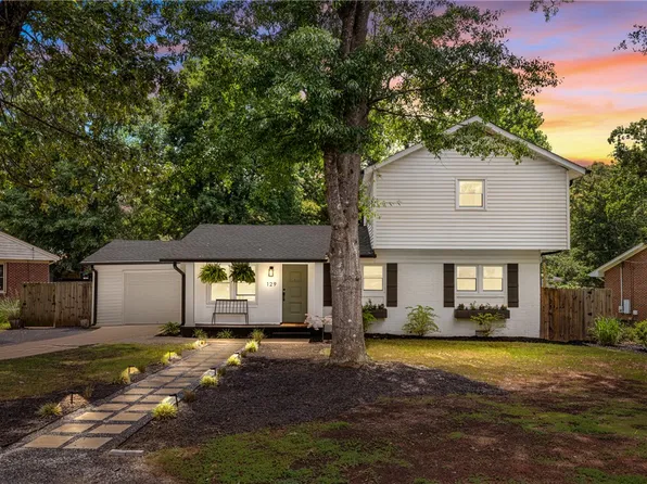 129 Cashmere Dr, Greenville, SC 29605