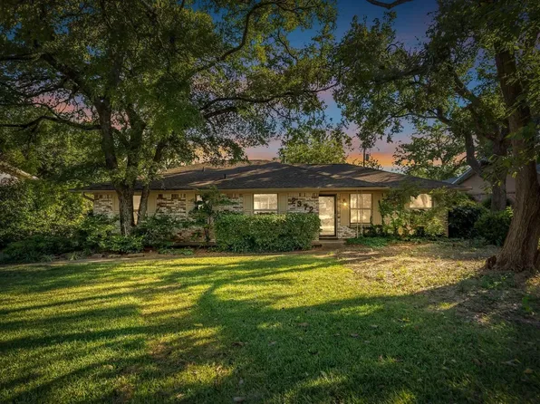 2972 Maydelle Ln, Farmers Branch, TX 75234