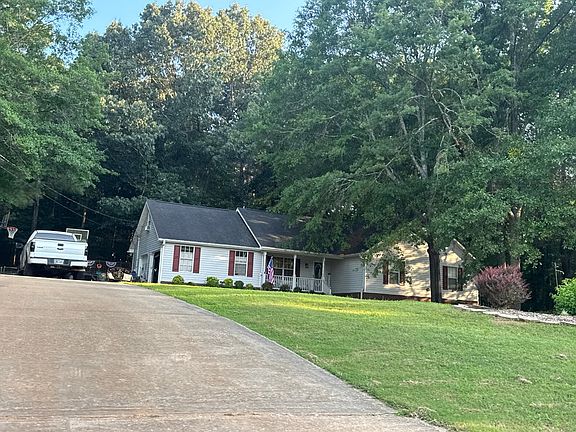 3rd image of 156 Irwin Dr
