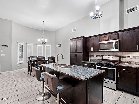 5th image of 13669 Lancashire Dr
