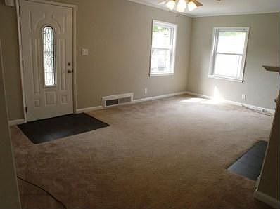 3rd image of 1651 Brookcrest Dr