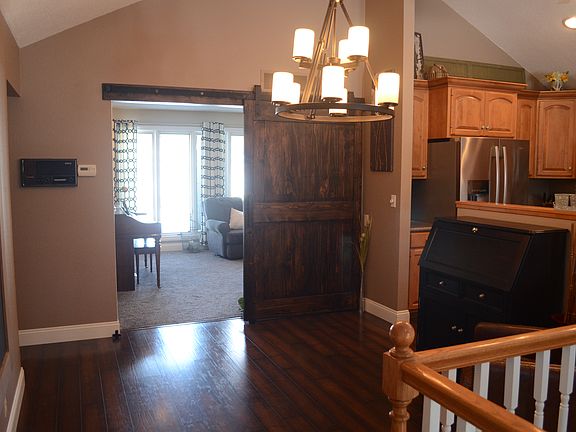 Kitchen/Sitting Area