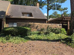 76 Willowick Dr, Lithonia, GA 30038