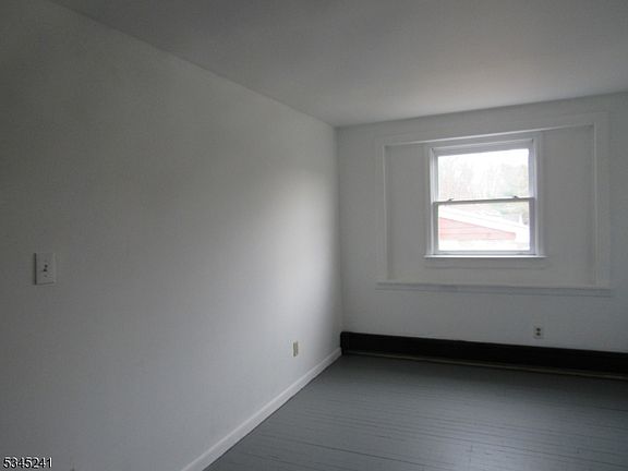 5th image of 30 Frenchtown Rd