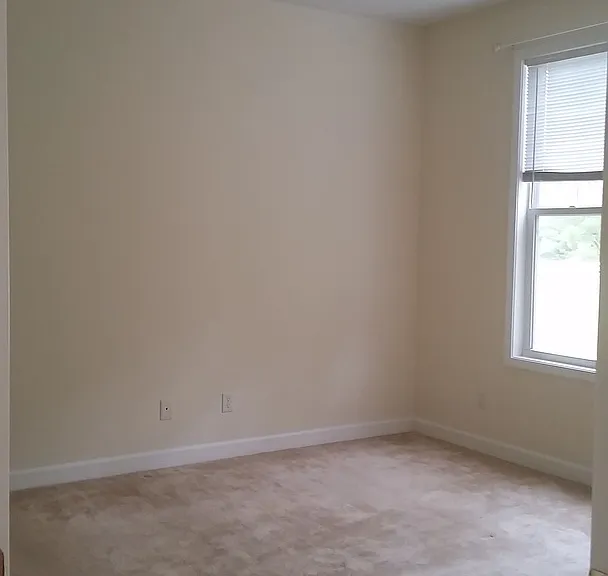 108 Azalea Dr — Photo 5