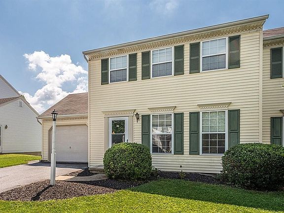 2nd image of 107 Meadowcroft Dr