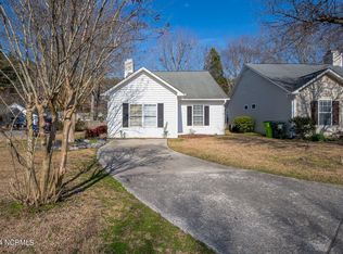 3606 Red Oak Dr, New Bern, NC 28562
