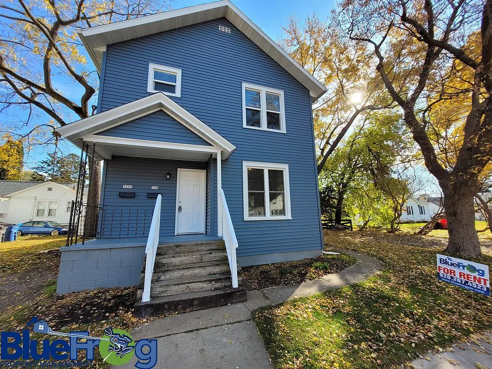 348 Bay St #348 photo 1