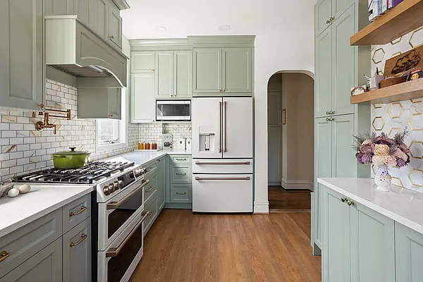 Sold by Corcoran | media 4