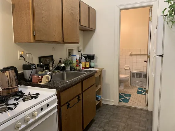 206 W 121st St #E, New York, NY 10027