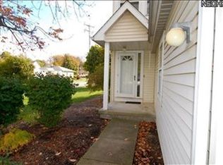 19301 Cyclone Dr, Cleveland, OH 44135
